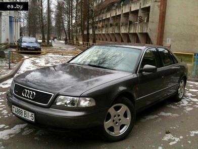     Audi A8  8