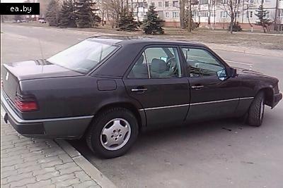   Mercedes E Class (W124)   