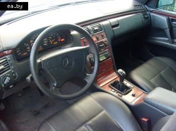  Mercedes E Class (W210)   