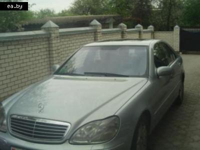   Mercedes S Class (W220)   