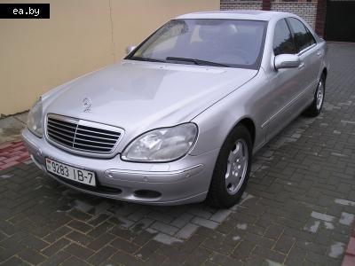   Mercedes S Class (W221)   