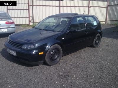   Volkswagen Golf 4   4